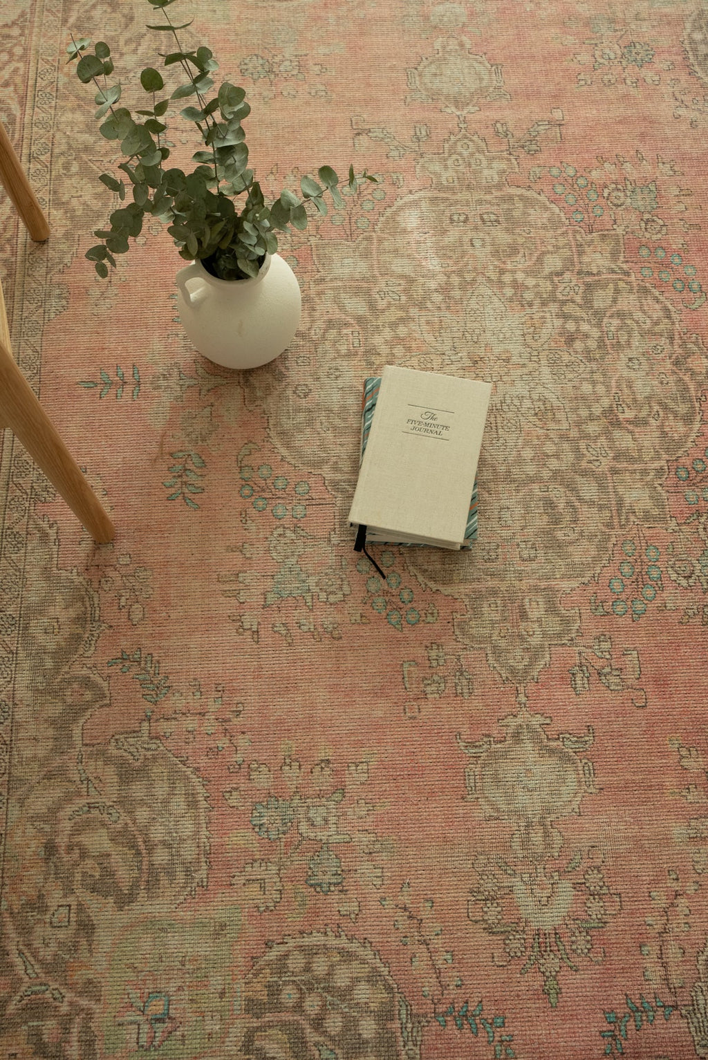 Vintage rug Ozge Lomé
