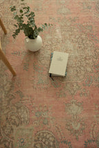 Vintage rug Ozge Lomé