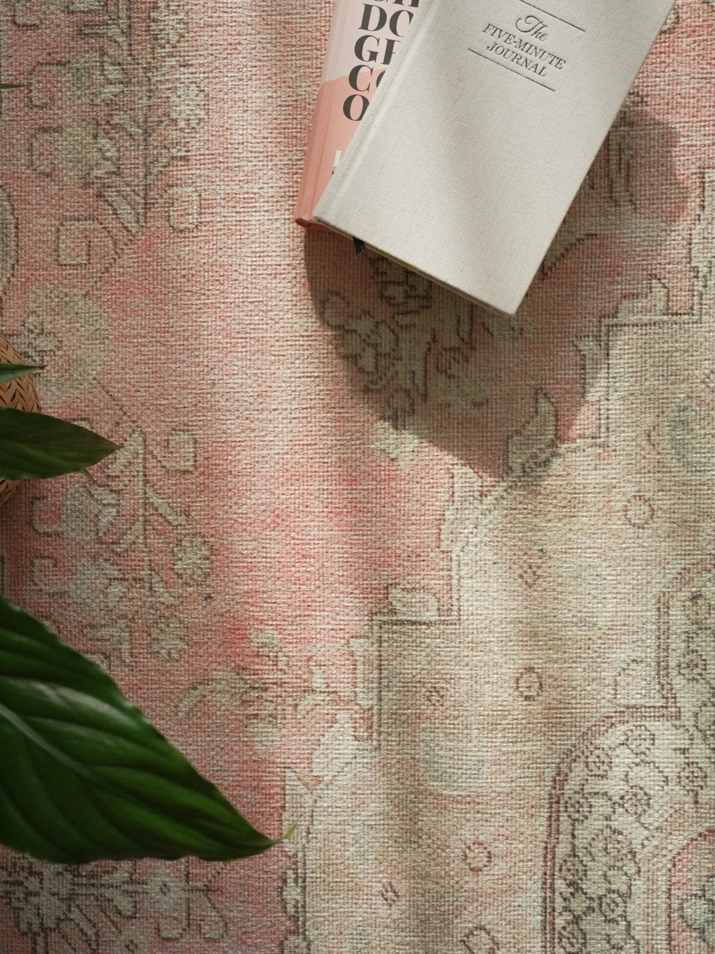 Vintage rug Fatma Vera