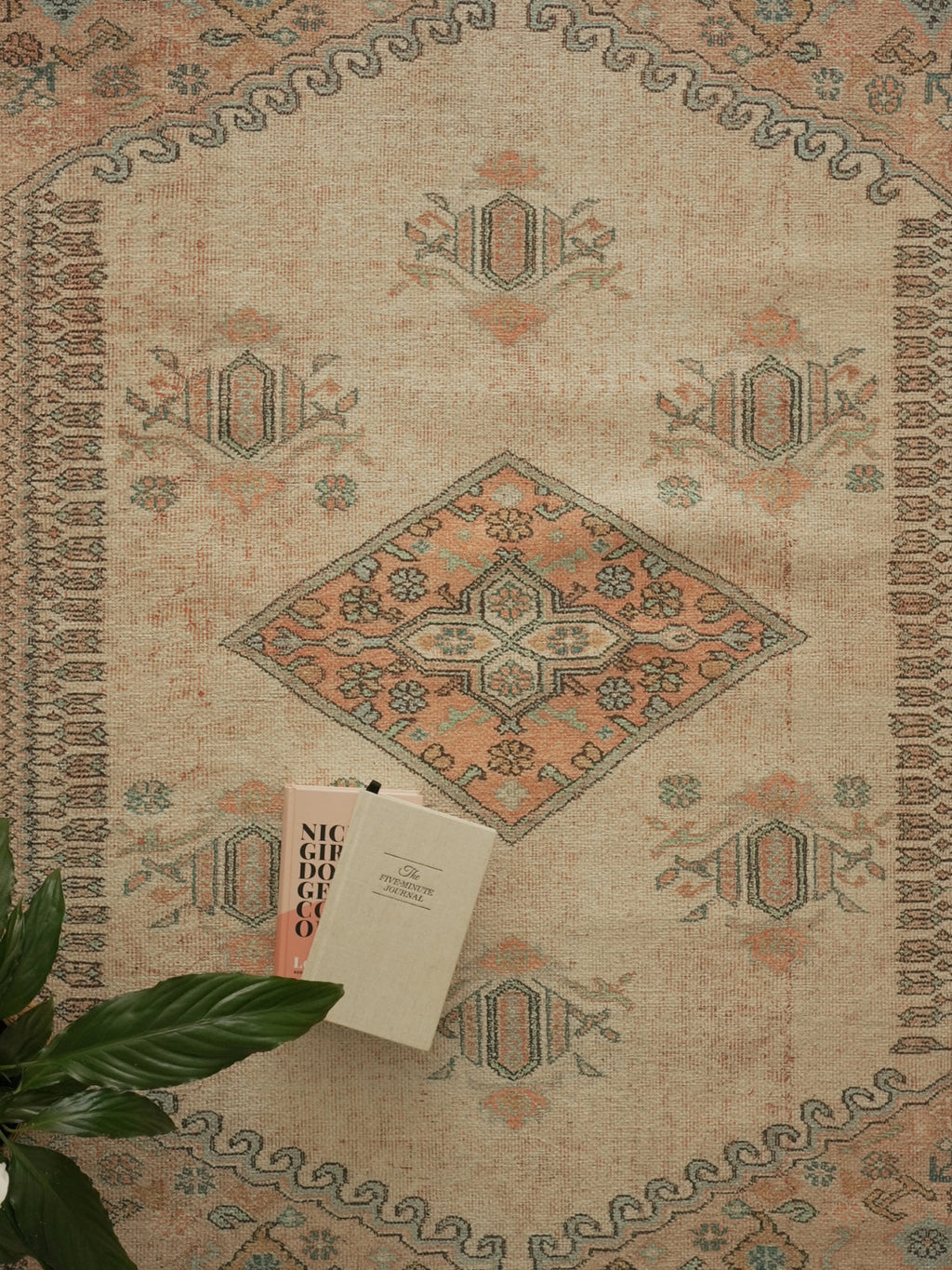 Vintage rug Elif Vera