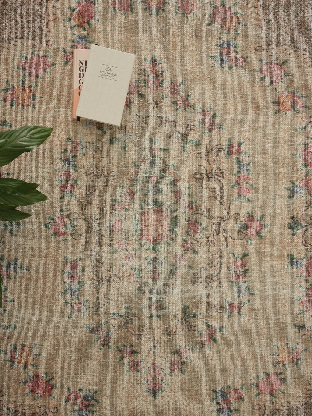 Vintage rug Cemile Vera