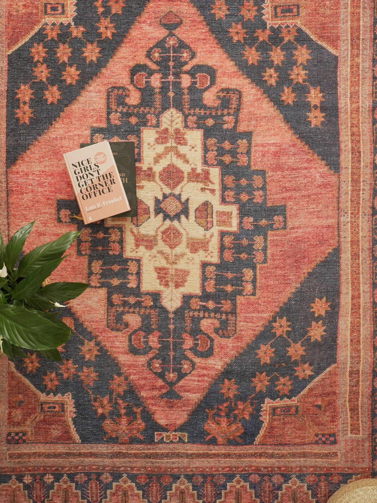 Vintage rug Peri Vera