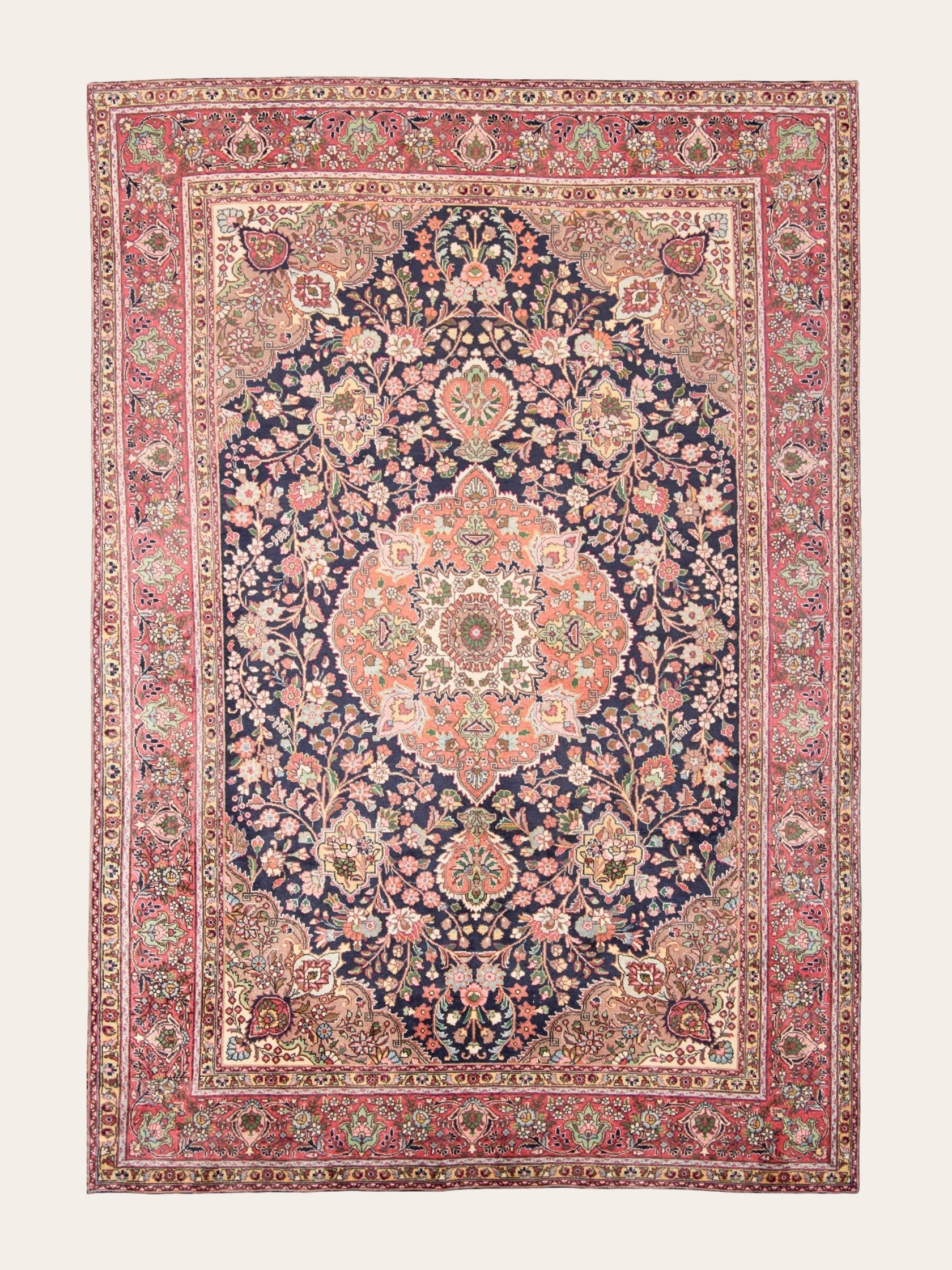 Vintage rug Karagul Lomé